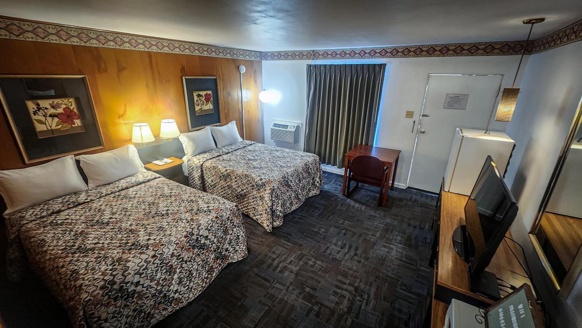 Benton Motel Bagian luar foto