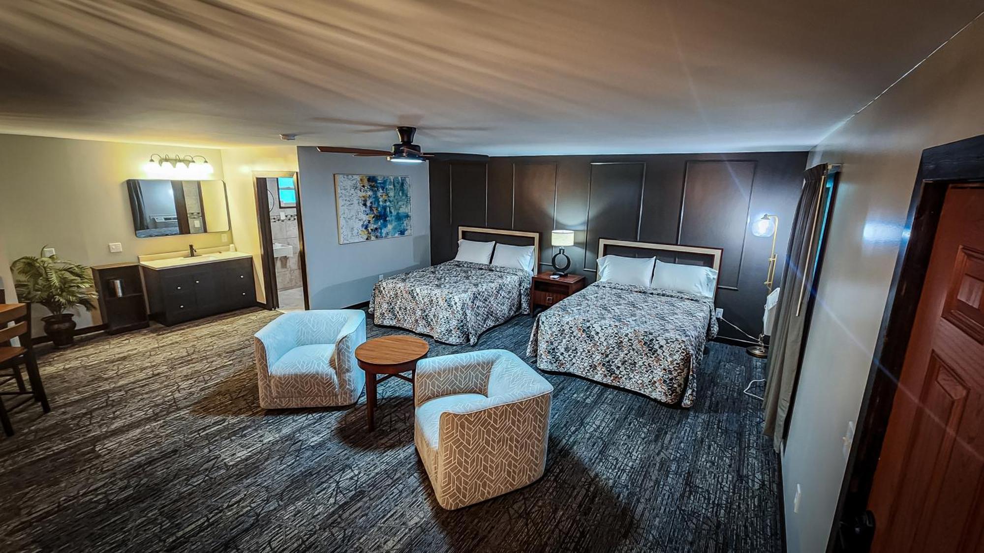 Benton Motel Bagian luar foto