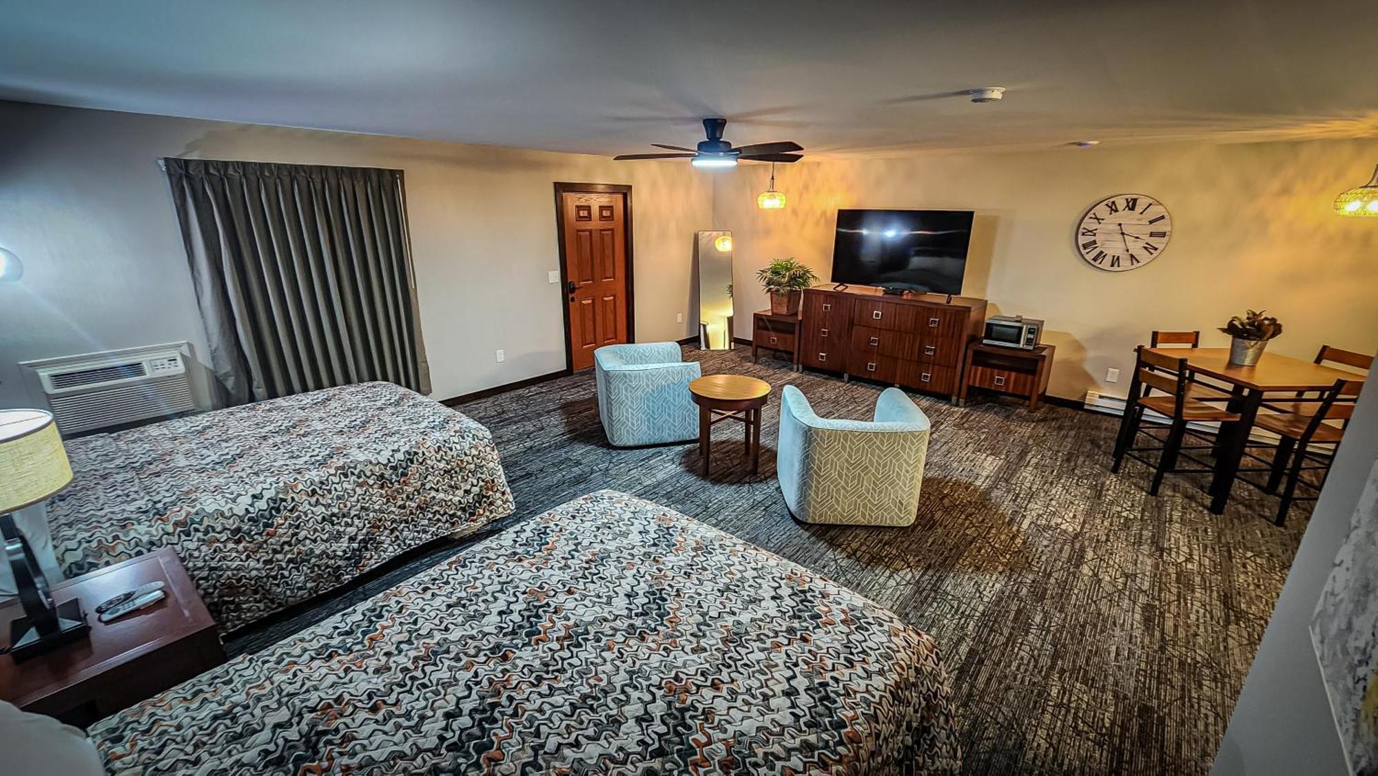 Benton Motel Bagian luar foto