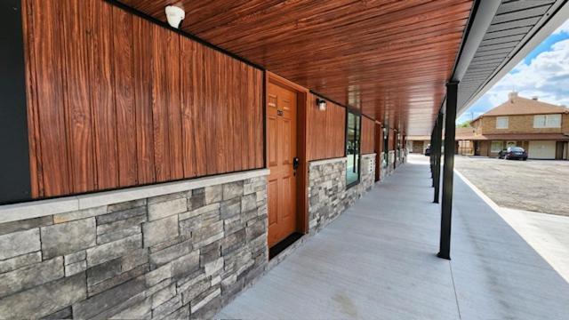 Benton Motel Bagian luar foto